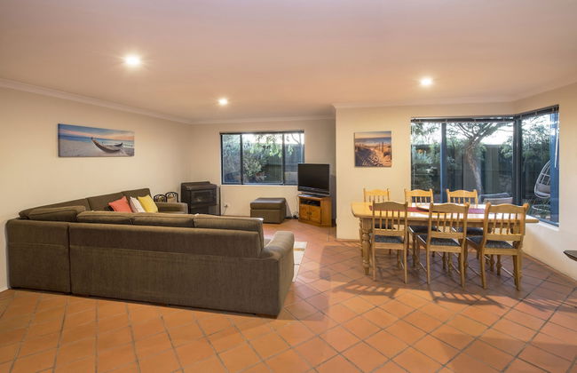 Kilifi Beach House Gnarabup - Photo 8