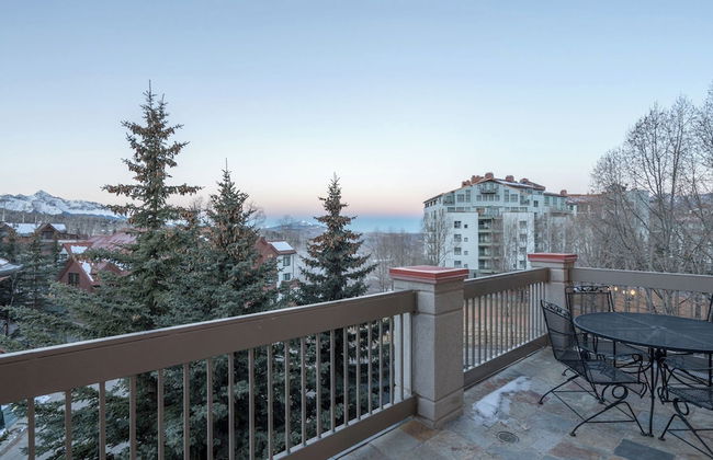 Centrum 302 by Avantstay Gorgeous Condo w/ Great Views & Steps Away From Ski Runs! - Foto 3