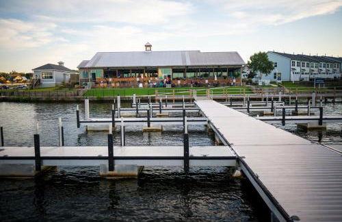 Lake Front 2 King, Bar & Grill Public Dock, Kayaks - Foto 57