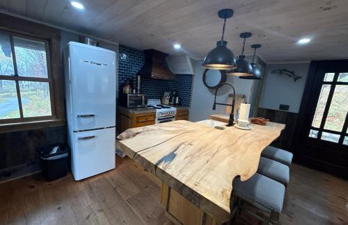 Stunning Cabin on Land Close to Lake Outdoor Area - Foto 3