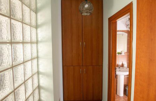 Central & Riverfront Room 2 - Photo 23