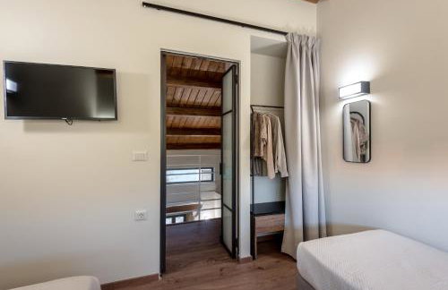 Olive Hideaway Private Pool Villa, Chania Sleeps 7 - Foto 21