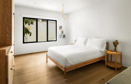 NEW! High-End Spanish Duplex | Luxury 3BR - Foto 39