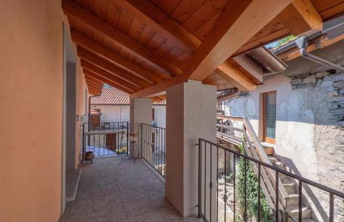 Awesome Home In Albagnano Di Bee - Foto 9