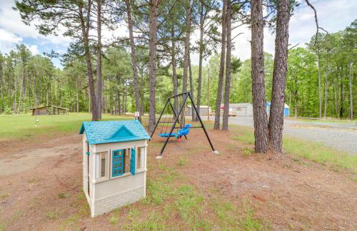 Higden Studio with Private Deck Less Than 1 Mi to Lake! - Foto 25