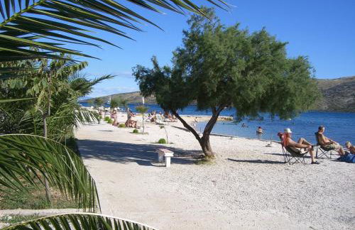 Olive Garden Apartments - Photo 32