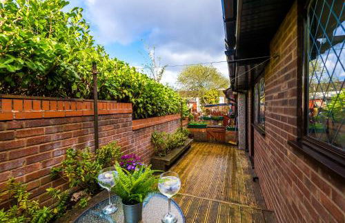 Spacious 4-Bed House Near Wigan Warrington - Foto 50