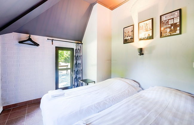 Atmospheric Country House in Asten on a Golf Course - Photo 7