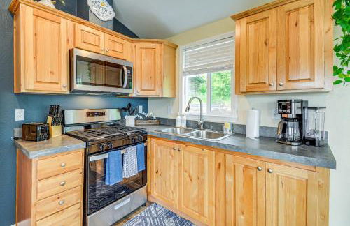 11 Mi to Port Townsend Ferry Cottage with View! - Foto 9