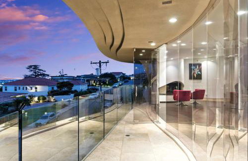The Wave House! Custom Gem with Panoramic Views, Fire Pit, BBQ, Pool Table - Foto 75