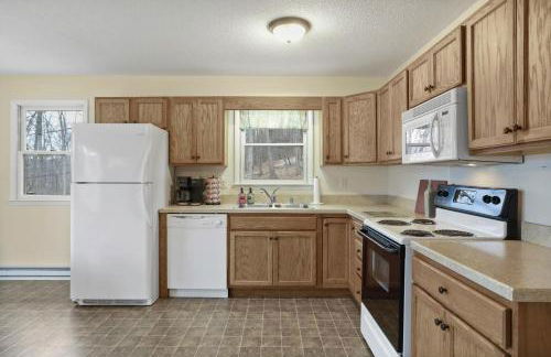 Mountain Retreat by Berkeley Springs wRiver Access - Foto 5