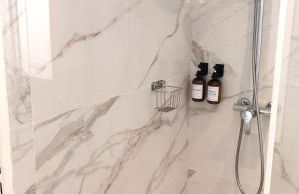 2 persons - clim - hypercenter - 2mins of beach - JUAN LES PINS - beach and sun - Photo 11