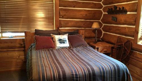 English Lake Escape -Custom Waterfront Log Cabin in Chequamegon National Forest - Foto 4