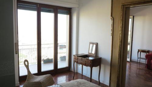 Pretty panoramic apartment - half way Center-Vomero district - Foto 4