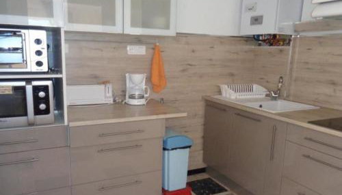 Charmant F1 avec terrasse et garage, proche cures et centre-ville d'Amélie-les-Bains. - FR-1-703-73 - Foto 2