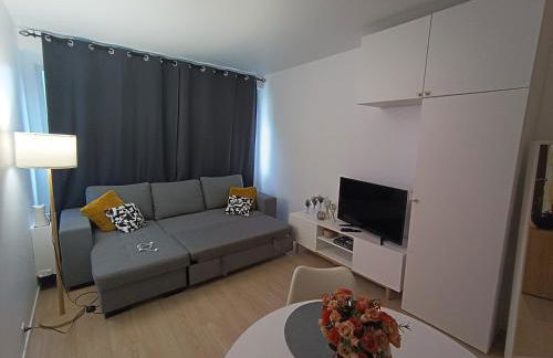 Cozy Studio Heart of La Défense - 10 min to Paris - Foto 9