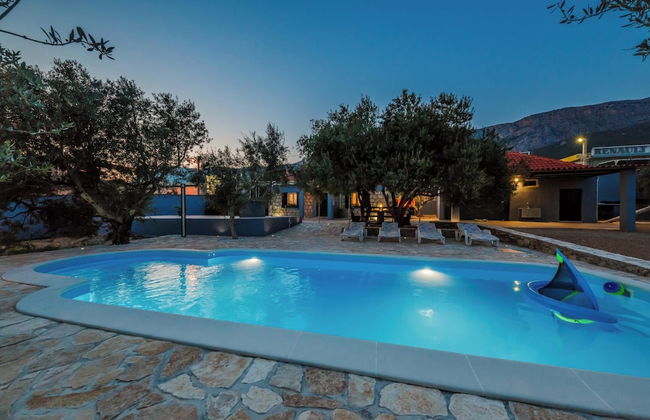 Luxury villa complex Pendolino with heated pool and jacuzzi - Foto 21