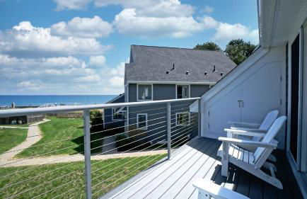 Beauty on the Beach by Bayley Vacation Rentals - Photo 32