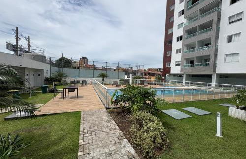 Apartamento Novo, Confortável, Lazer e Estacionamento, Rápido acesso aos pontos turísticos - Foto 49