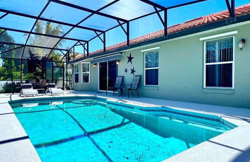 Lovely Lakeside 4-Bed Pool Home at Villa Sol-3125 - Foto 30