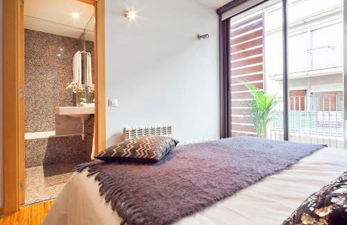 My Space Barcelona Guell Terrace Center - Photo 14