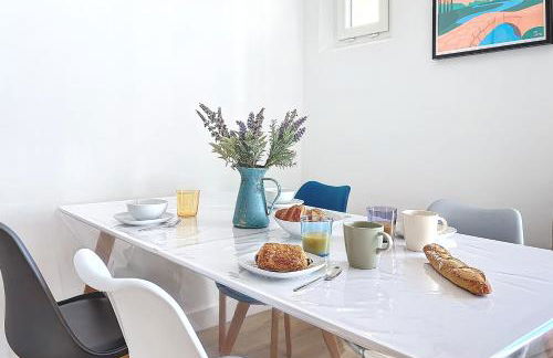 Sunny & Calm 2-Room Apartment in the Heart of Biot - Foto 5