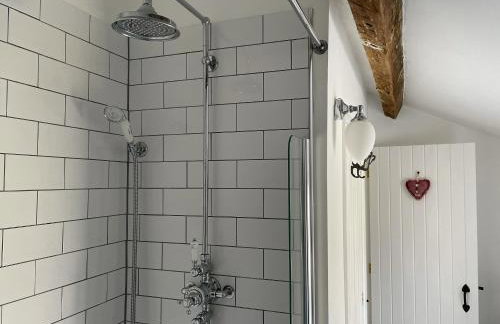 Penny Black Cottage - Photo 16