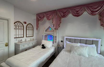 Disney Princess and Heroes Apartment Accessible - Foto 10