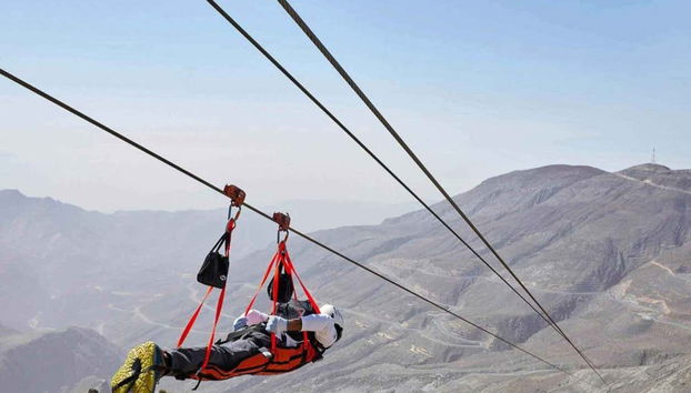 Lanzándonos por los aires en la tirolina