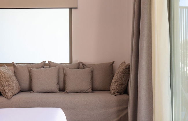 Panorama Luxury Suites - Photo 32