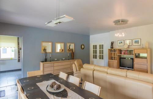 Modern holiday home with swimming pool - Foto 36