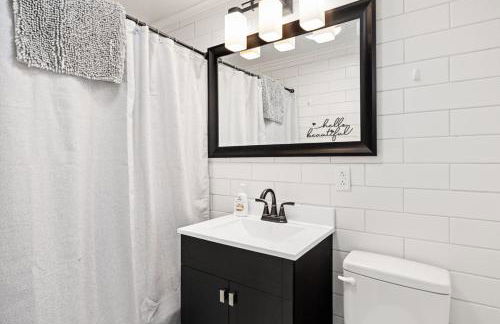 Suburban Sanctuary 3BD Perfect for Long Stays - Foto 41