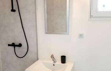 Beau logement avec terrasse, jacuzzi et terrain de pétanque privatif à 5 minutes de la plage - Foto 6