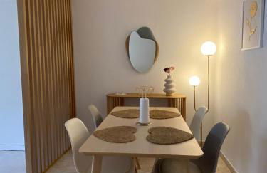 Sanary- La vie est belle- Centre Ville 2 minutes à pied- Plage 5 minutes - Foto 8