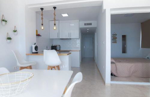 Luminoso Apartamento en Primera Línea de Playa - Photo 4