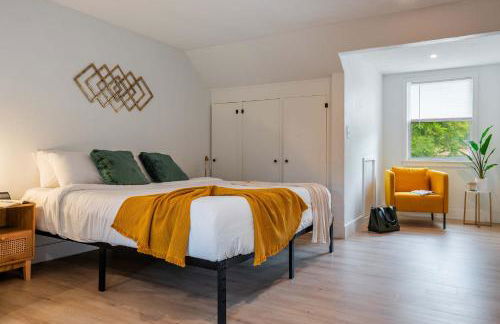 Symphony at The Key - 7BR Mansion , 1mi to UF & DT - Photo 47