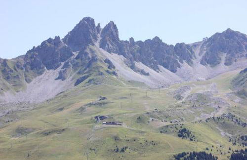 Atmospheric, original stone chalet in Meribel - Photo 10