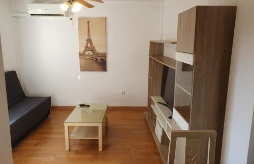 4H, Aire Acondic, 50m2, 1 dormitorio, 4 huéspedes, WIFI GRATIS - Foto 7