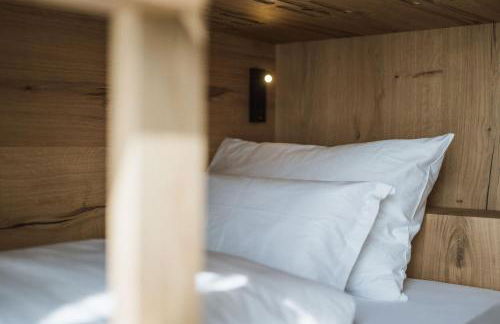 AhriaPura - Photo 36