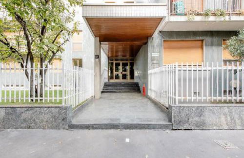 Luxury 2 bedroom Apartament, close to San Siro, Fiera and 10 min metro to Duomo - Foto 14