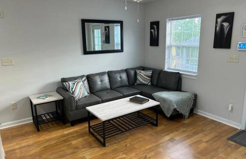 Bay Breeze Bliss-Hot Tub, Bar and Canal 5mi to Beach - Foto 19