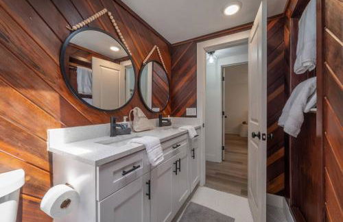 Contemporary Oaks | Heated Pool + Screened Lanai - Foto 29