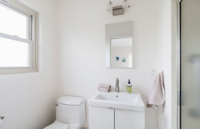 Spacious and Bright 5-bedroom Oasis Pool and Yard - Foto 37