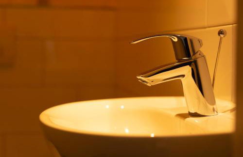 Wölkchen - Wohnung mit Balkon, Holzdielen & TV - Foto 30