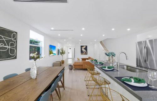Up to 12 guests! Modern Villa near Wynwood 29! - Foto 2