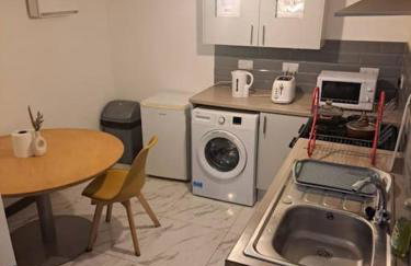 1 Bedroom Flat Available - Foto 8