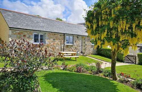 Maple Barn - Photo 12