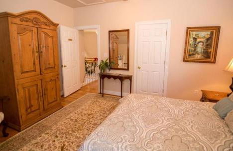 Elegant Lodge Rental with Lovely Countryside Views near Charlottesville, Virginia - Foto 46