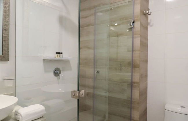 w Elegant 2BR With Balcony in Miraflores - Foto 17