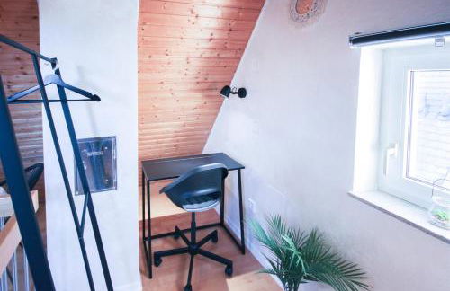 ALFA Stuttgart 3Zi-Maisonette 6 Personen Zuffenhausen nahe Porsche & Bosch l WIFI & SmartTV I 3BR 4 Beds I Kitchen I Bathroom & WC - Foto 20